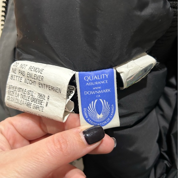 Canada Goose Woman’s Gray Jacket as is - Picture 10 of 11